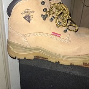 Hermon Survivor Boots